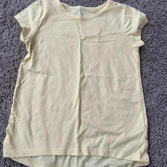 Yellow Top. - Picture 1 of 3